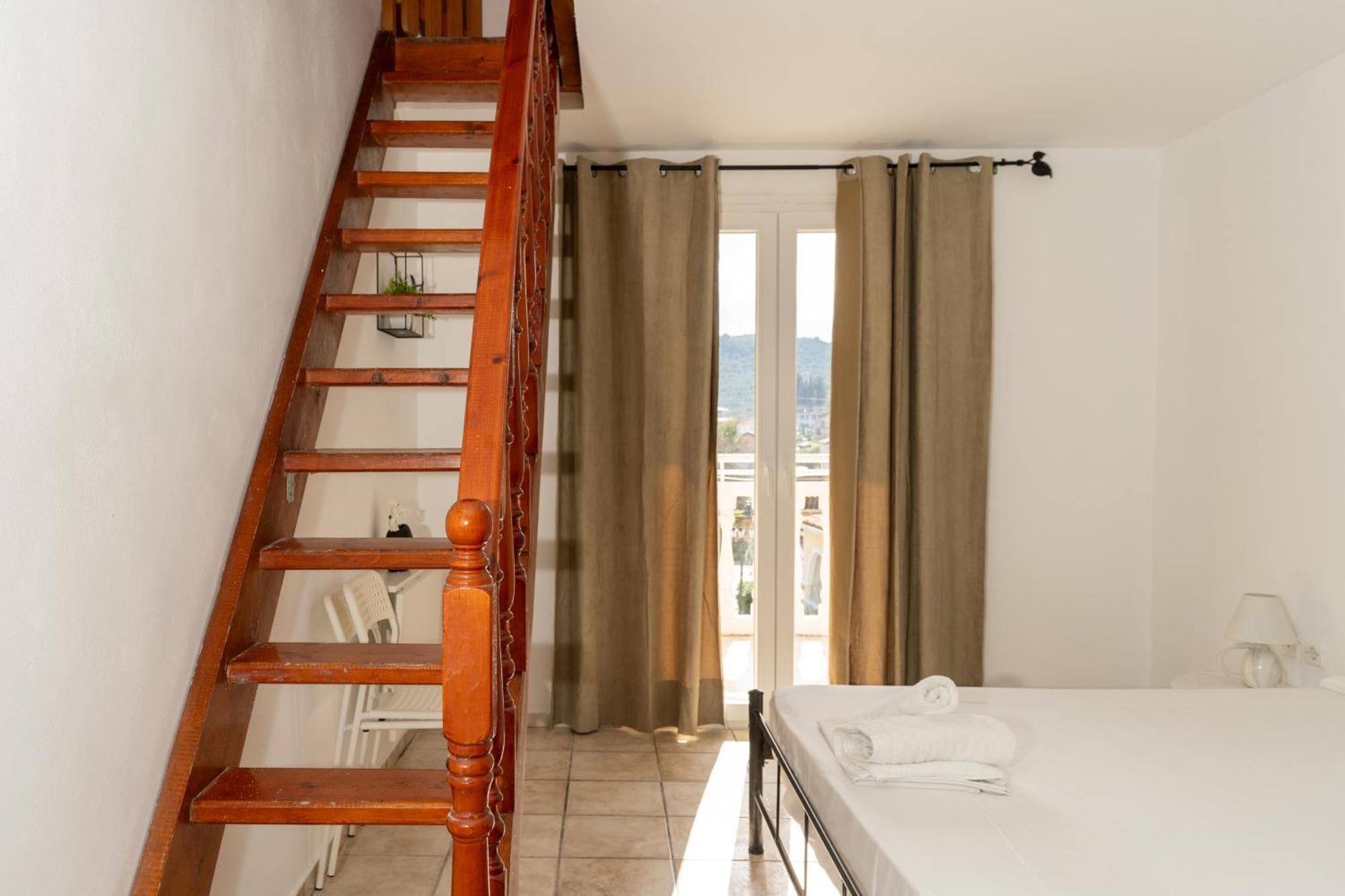 Hotel apartamentowy Elpida 2*