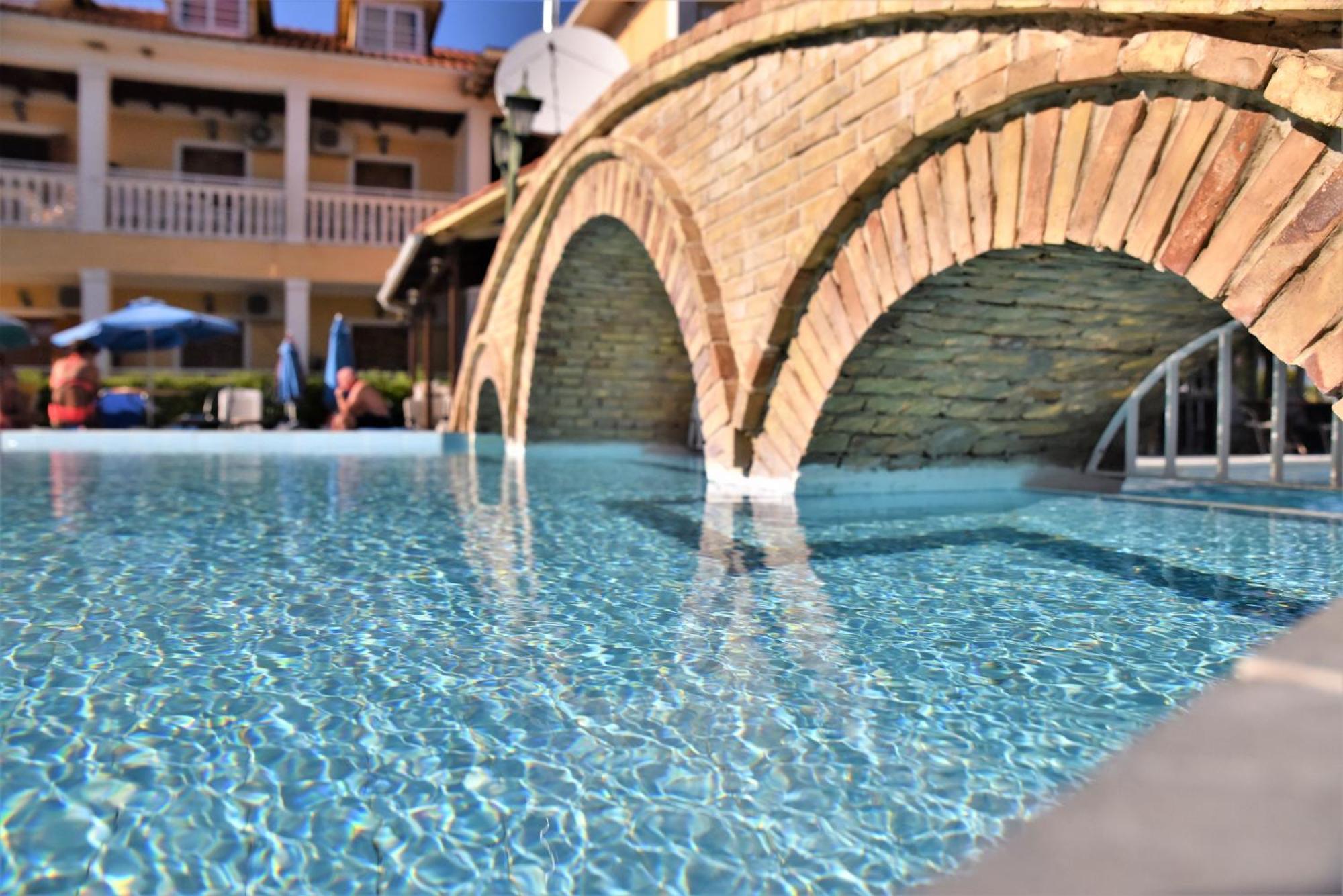Elpida 2* Alykanas (Zakynthos)
