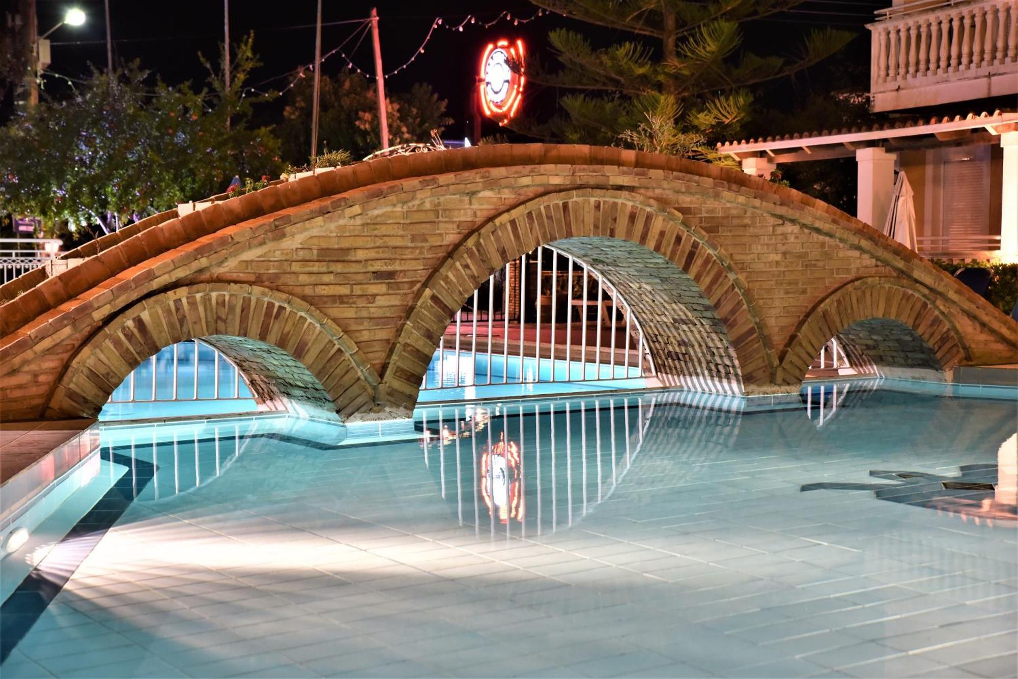 Elpida 2* Alykanas (Zakynthos)